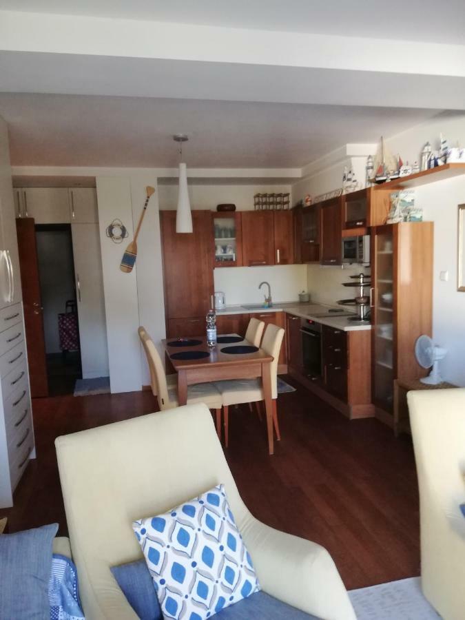 Unit Apartment Deluxe Jurata Exterior photo